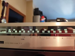 SANSUI sintonizador T5