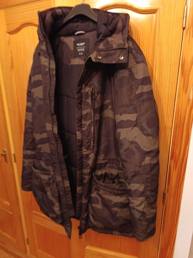 Parka  pull and bears