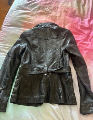 Chaqueta negra piel stradivarius 