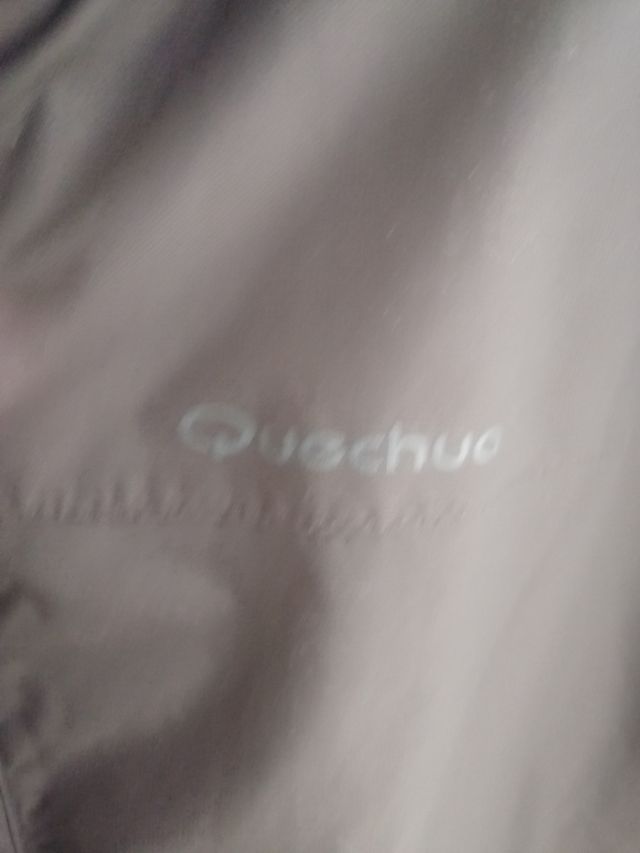 Chubasquero chaqueta. Quechua