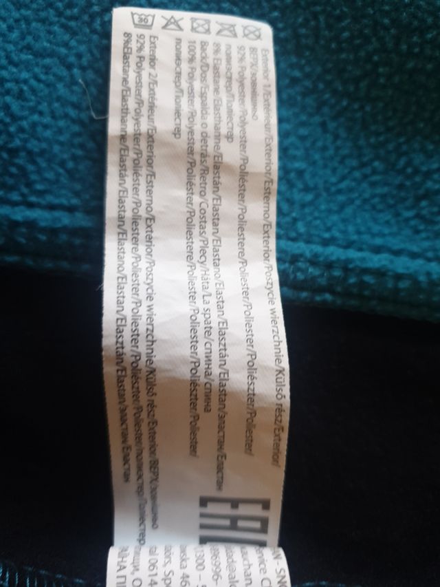 Ropa deporte niños. Talla 10