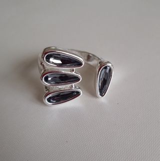 Anillo estilo Uno de 50 plateado.