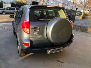 Toyota Rav4 2.2 D-CAT 177 cv 