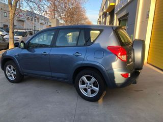 Toyota Rav4 2.2 D-CAT 177 cv 