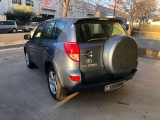Toyota Rav4 2.2 D-CAT 177 cv 