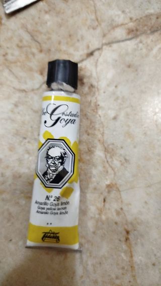 Lote de pinturas Titan