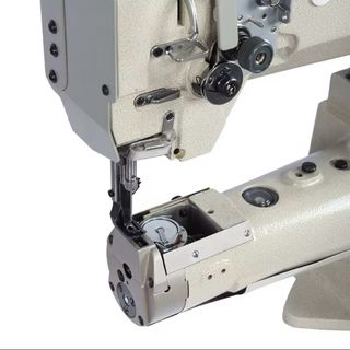 Maquina coser industrial triple arrastre.