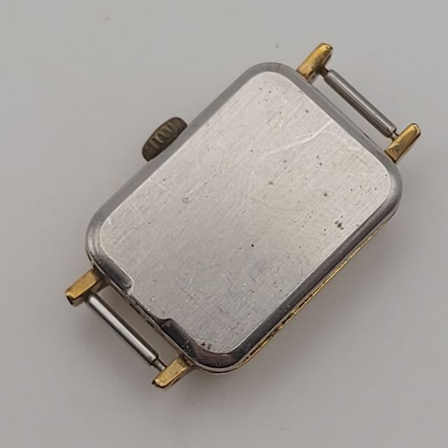 OMEGA DE VILLE PLACA DE ORO TONNEAU MUJERES