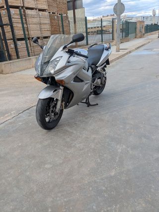 Honda VFR 800 VTEC