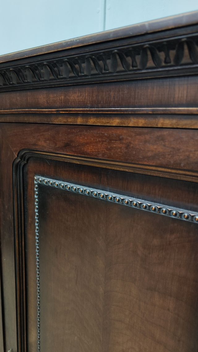 Vitrina armario tres cuerpos eduardino