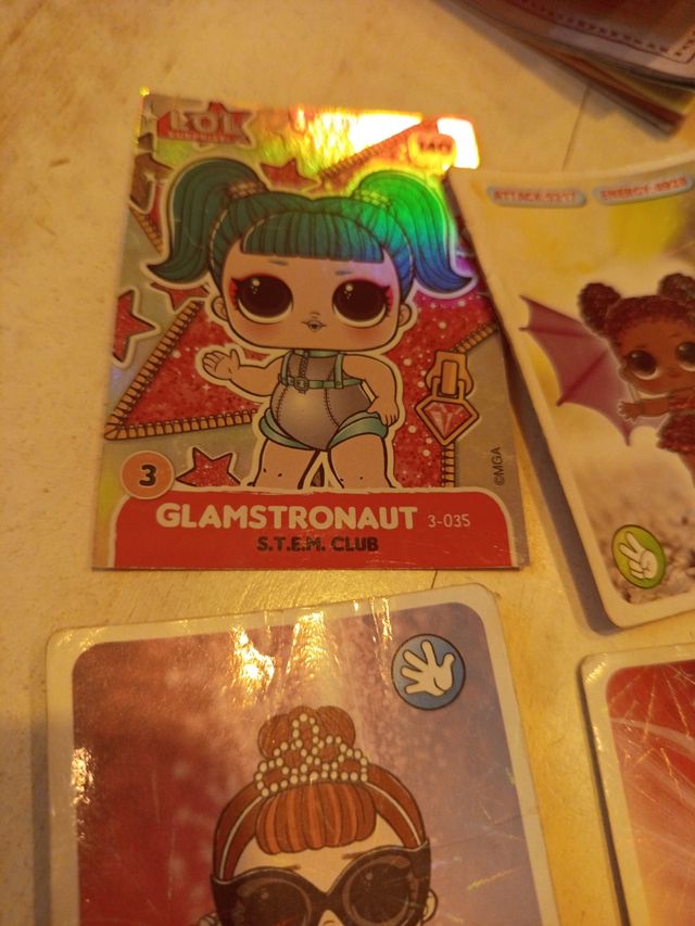 4 cartas de Lol colección Panini