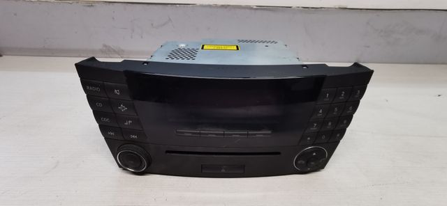 A2118702889  RADIO CD MERCEDES