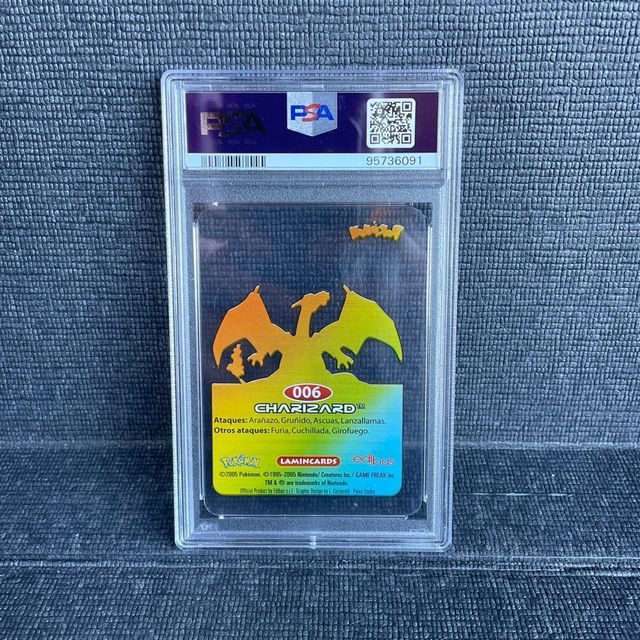 Lamincard carta Pokemon Charizard