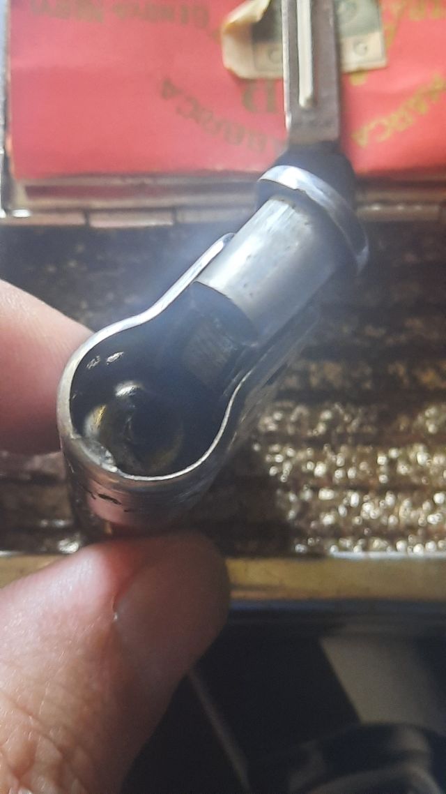 Accendino e scatola porta Tabacco vintag