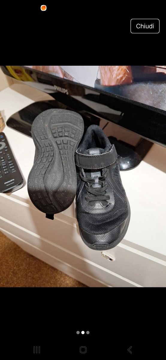 Scarpe bambino Nike n.28