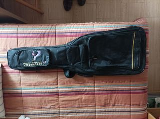 Funda de guitarra-bajo acolchada