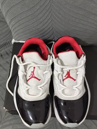 Zapatillas Jordan deportivas talla 36