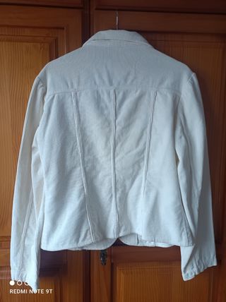 Americana de pana blanca