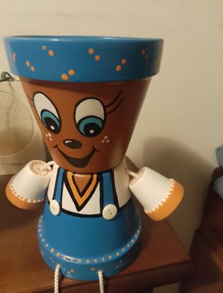 Vasi dipinti in terracotta