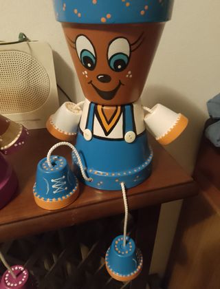 Vasi dipinti in terracotta