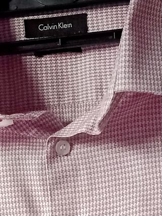 Últimos días. Camisa Calvin Klein T - 43