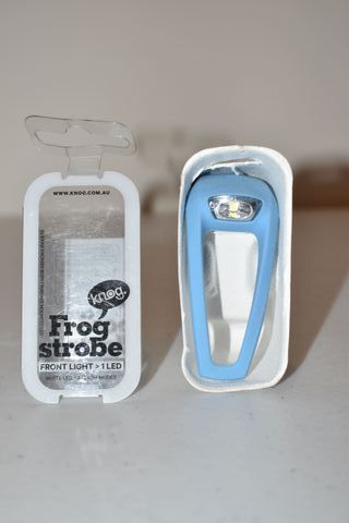 luz delantera knog frog strobe 1