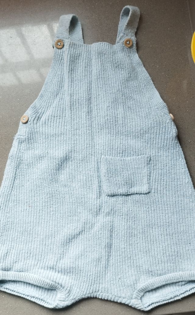 Peto bebé Zara. Talla 9-12.