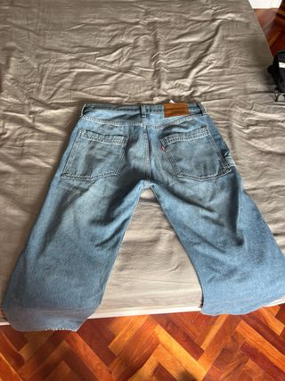 Levis 555
