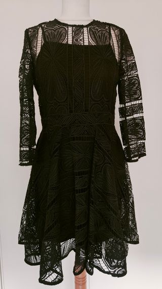 Vestido NUEVO negro invitada encaje 3840