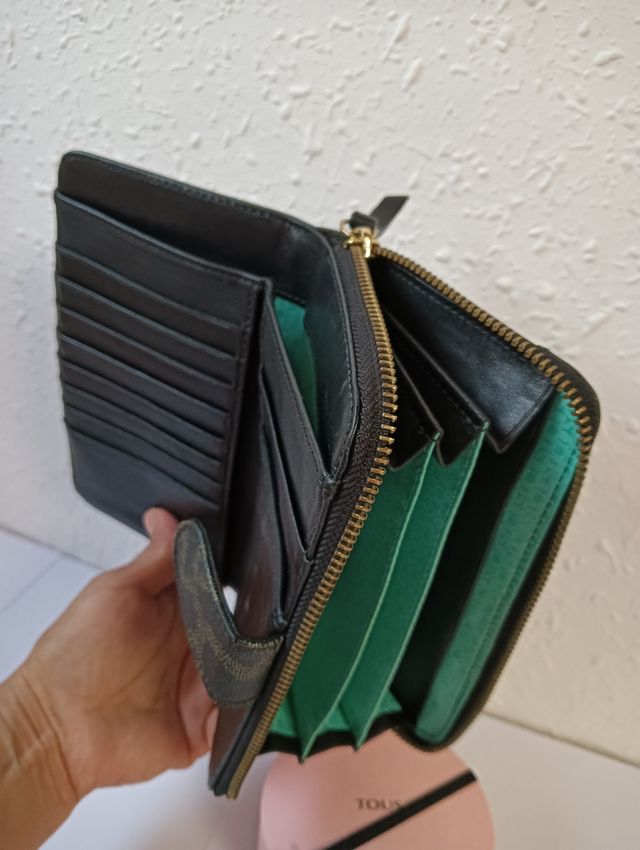 Billetera TOUS.