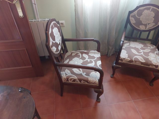 Pareja de sillones de dormitorio