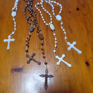 Lote religioso antiguo