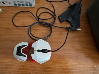 Raton Gaming mas soporte cable