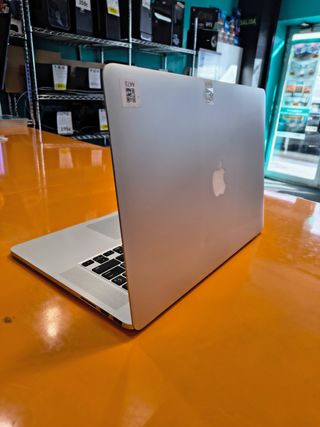 MacBook pro i7 RAM16GB SSD500GB