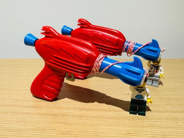 PISTOLA MUELLE 1970 JUGUETES QUIOSCO