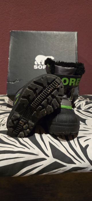 Botas SOREL nieve, talla 24.