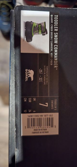 Botas SOREL nieve, talla 24.