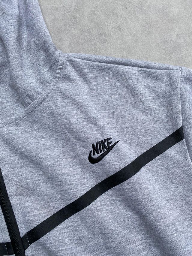 Sudadera con cremallera y capucha Nike