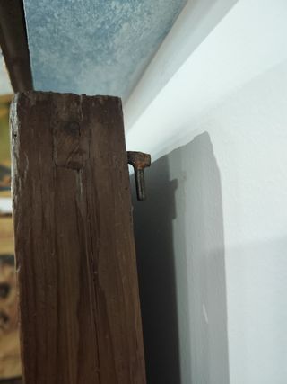 Antigua ventana de pera