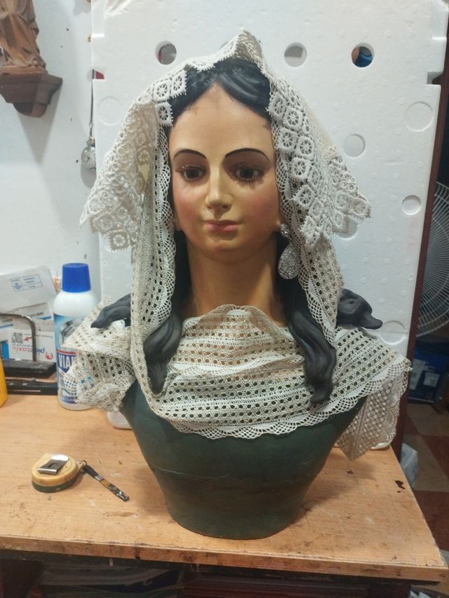 Scultura in legno Virjen de Groria