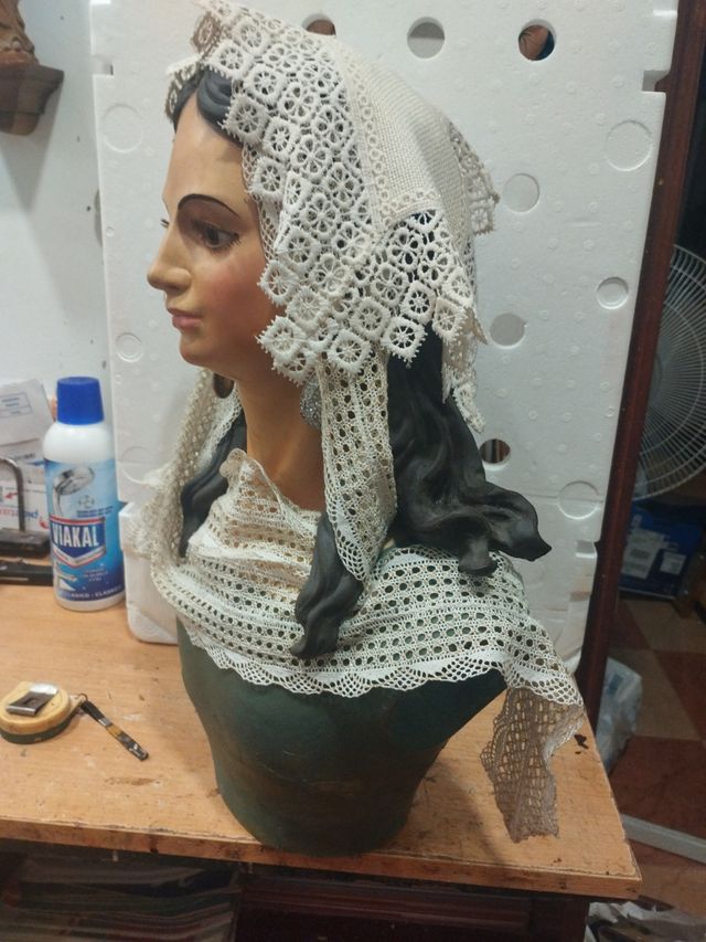 Scultura in legno Virjen de Groria