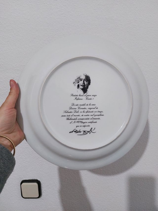 Plato porcelana Salvador Dali