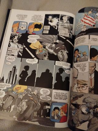 Absolute Batman el regreso del caballero oscuro