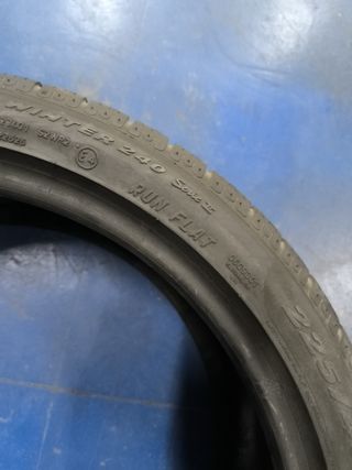 225/40R18 92V M+S Pirelli RUNFLAT Inv