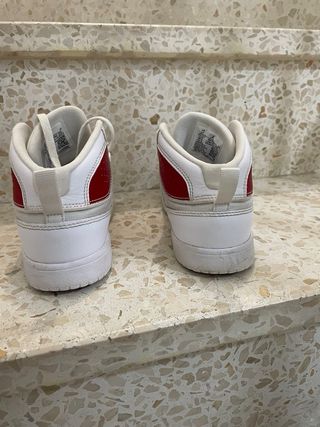 Botitas jordan niño