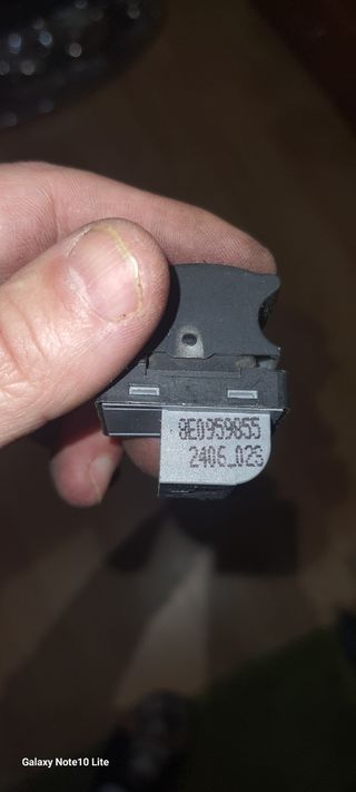 El interruptores de elevalunas
