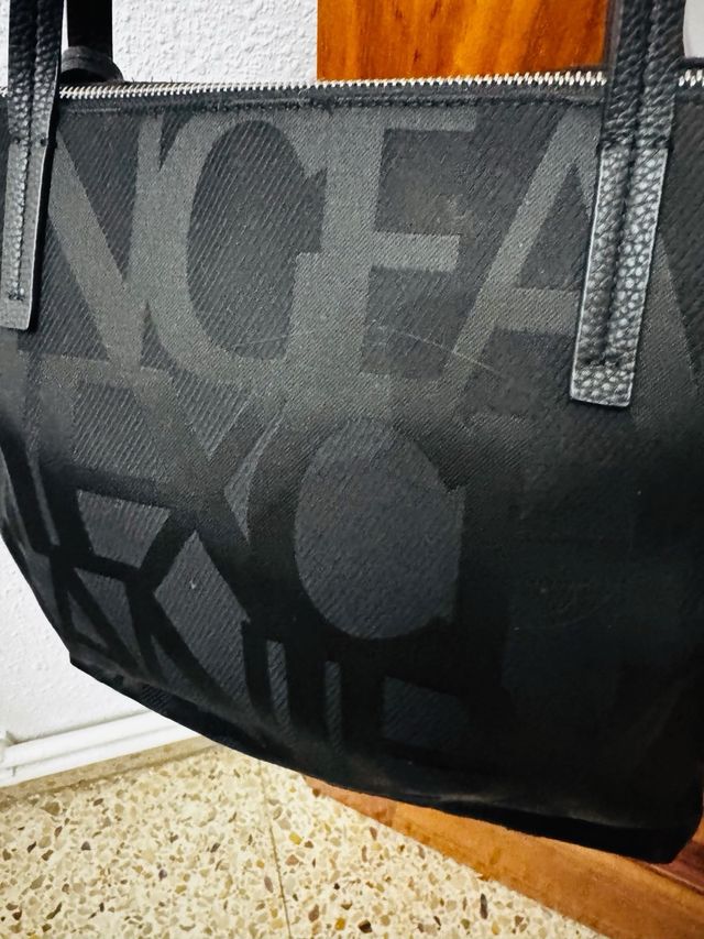 Tote Armani exchange negro