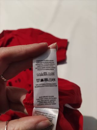 Camiseta de manga corta roja 