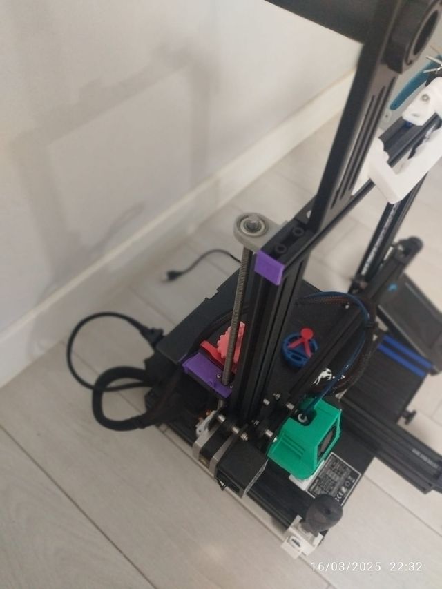 Ender 3 V2 con piastra silenziosa, molti miglioramenti