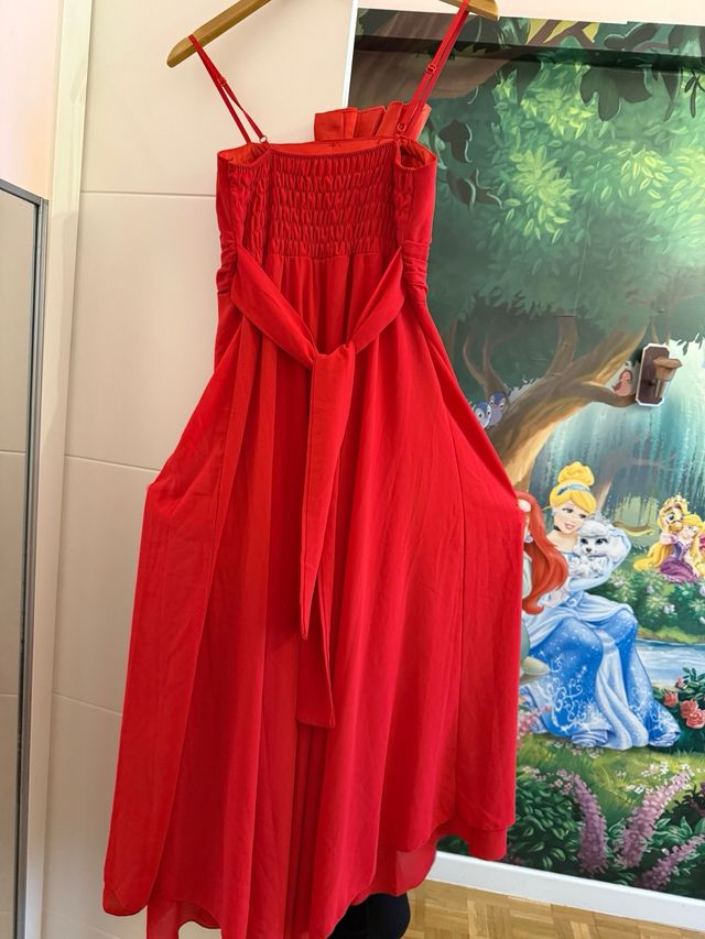 Elegante y precioso  nuevo vestido ECI solo 50